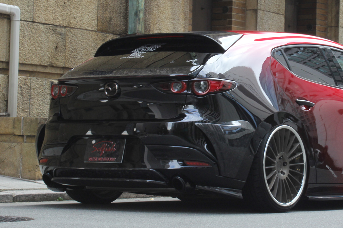MAZDA3 リアパネル（左右）